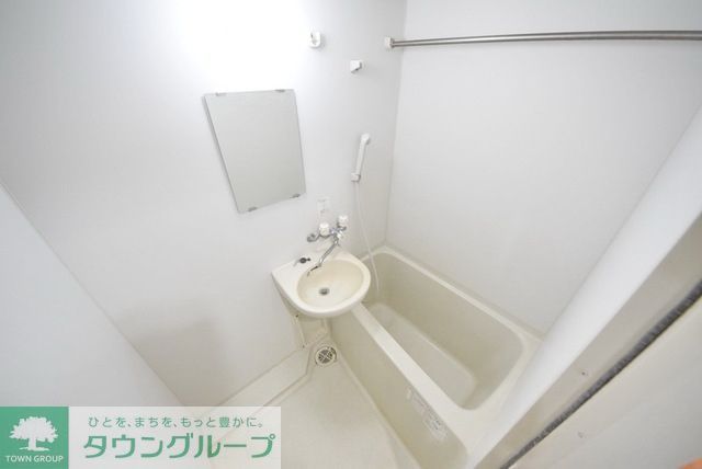 バス・シャワールーム　きれいなバスルーム