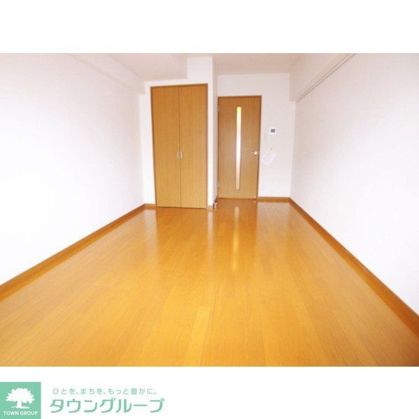 居室・リビング　広々とした居室