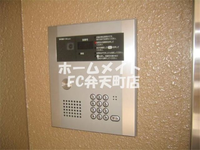 セキュリティ　オートロックなので安心です