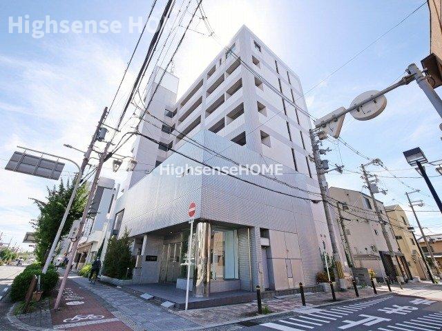 エントランス　ゆとりのあるエントランスです