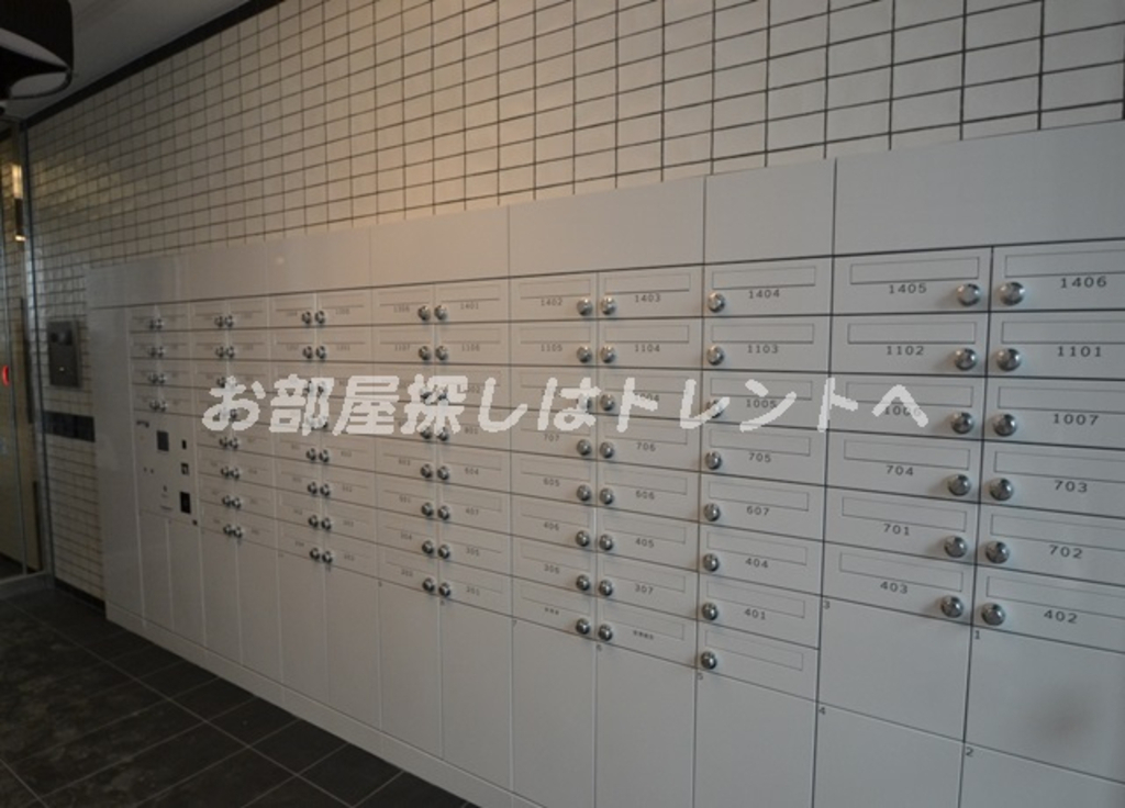 メイクスデザイン新宿の外観写真