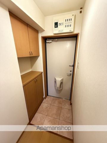 ＪＲ日豊本線 隼人駅 徒歩17分 3階建 築22年の玄関写真