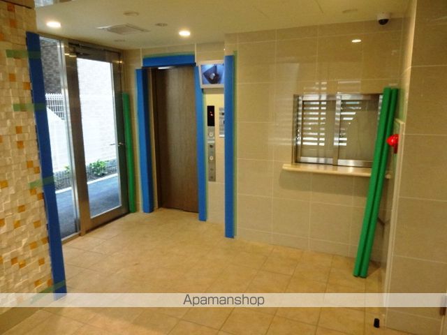 阪神本線 西宮駅 徒歩3分 10階建 築10年の外観写真