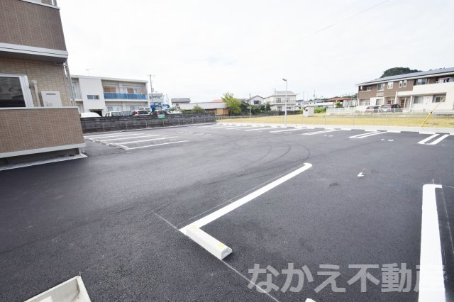 駐車場　車をお持ちの方に嬉しい駐車場付きの物件です