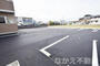 駐車場　車をお持ちの方に嬉しい駐車場付きの物件です
