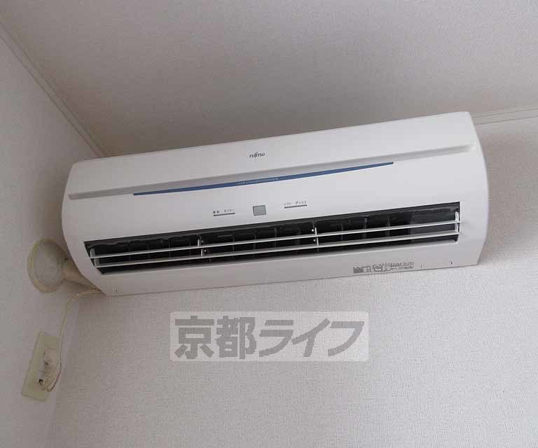 その他設備　リビングにはエアコン完備・