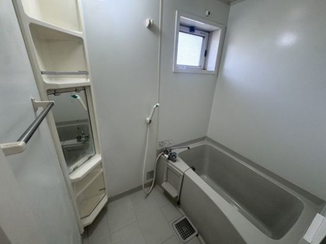 バス・シャワールーム　別部屋参考写真