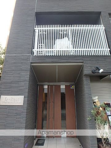 ＪＲ東西線 新福島駅 徒歩4分 8階建 築19年の外観写真