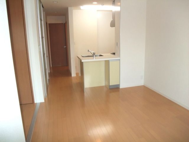 その他部屋・スペース　★おしゃれなカウンターキッチンのあるリビングです★