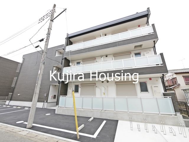 建物外観　★武蔵野線吉川駅徒歩１３分★