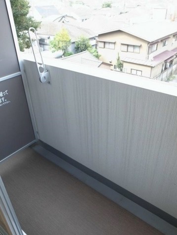 バルコニー　北西向きのバルコニー