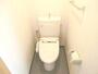 トイレ　ウォシュレット付のトイレです。