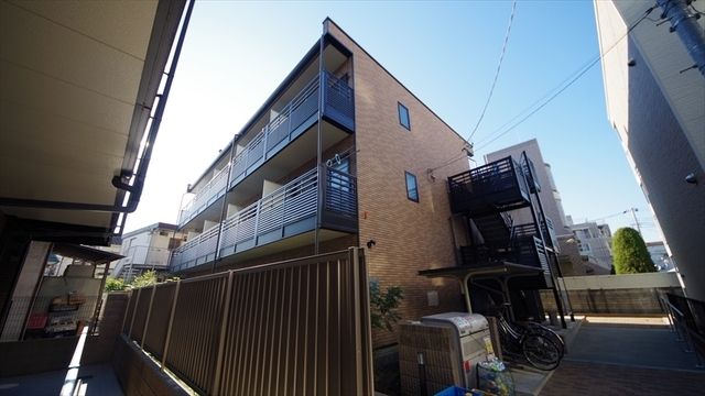 東京メトロ有楽町線 地下鉄成増駅 徒歩4分 築14年