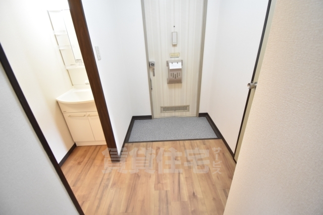 ＪＲ阪和線 信太山駅 徒歩15分 2階建 築39年の玄関写真