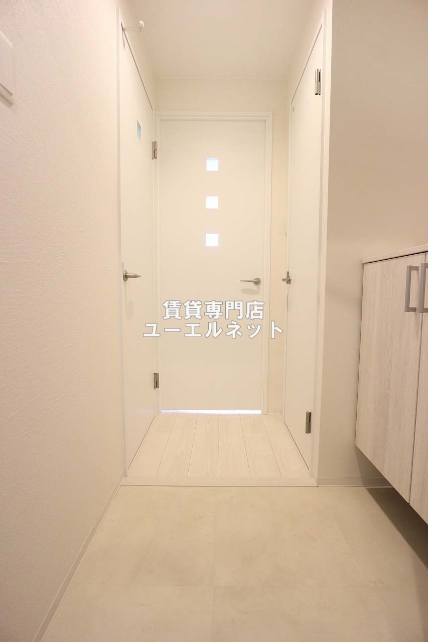 玄関　住まいの顔ともなる玄関