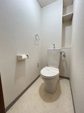 ロイヤルヴェール山下のトイレ写真