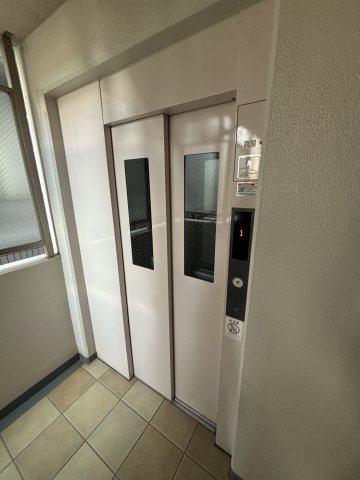 ヌーヴェル・コート西新宿のその他写真