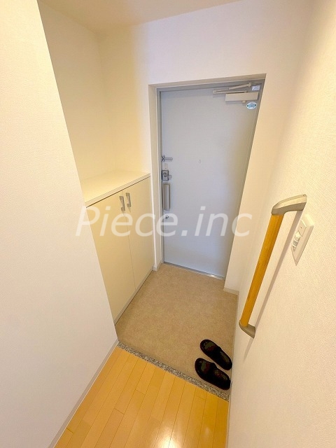 ブレスト我孫子町の玄関写真