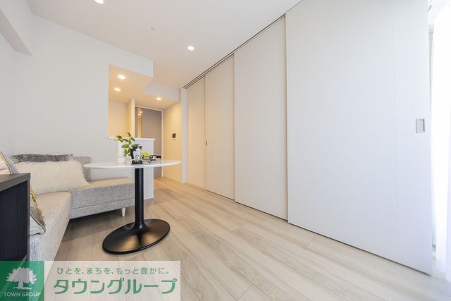 居室・リビング　2026年9月撮影 MR904号室で調度品等は含まれません