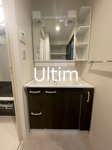 洗面設備　別の部屋の写真