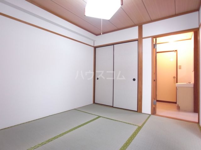 アイフラットIIの内装写真