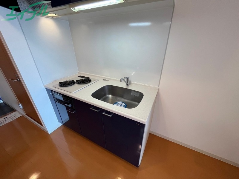 キッチン　同型参考写真
