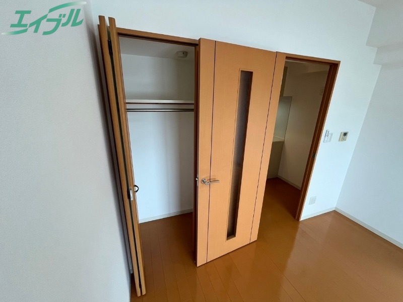 収納　同型参考写真