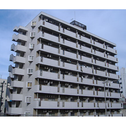 建物外観　落ち着いた雰囲気の外観です