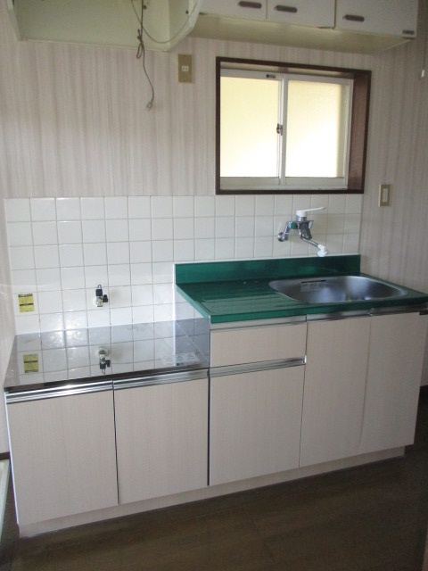 キッチン　シングルレバー混合栓採用のしっかりキッチンです