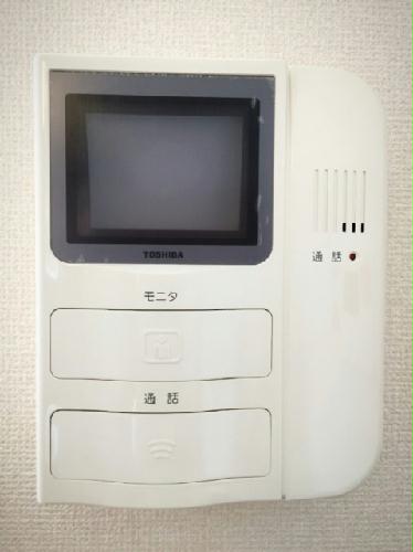 セキュリティ　モニター付インターホンなので安心感抜群です。