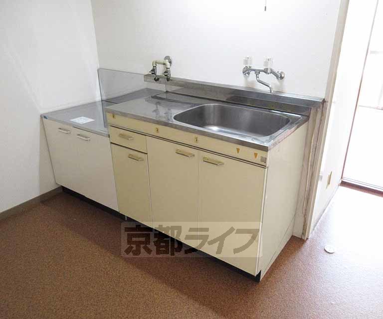 キッチン　広いキッチンです。