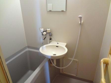 バス・シャワールーム　浴室乾燥機付き