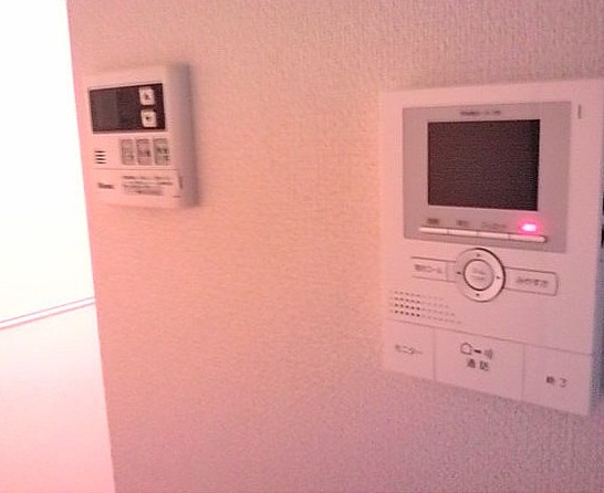 セキュリティ　モニタ付インターホン