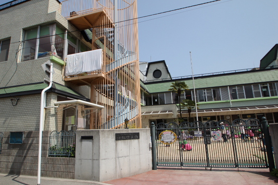 幼稚園・保育園　幼保連携型認定こども園法輪保育園（幼稚園・保育園）まで344m