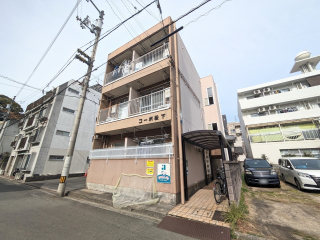 松山市緑町のマンションの建物外観