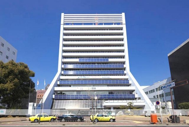 役所　和歌山市役所（役所）まで800m