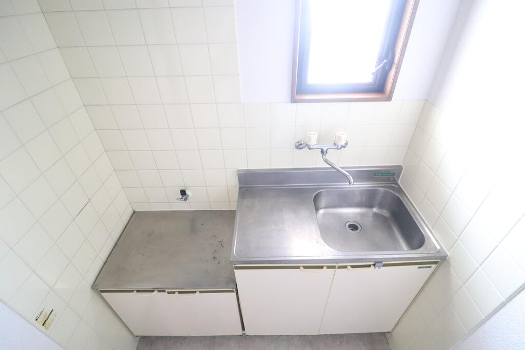 キッチン　キッチンです!コンロ置けます