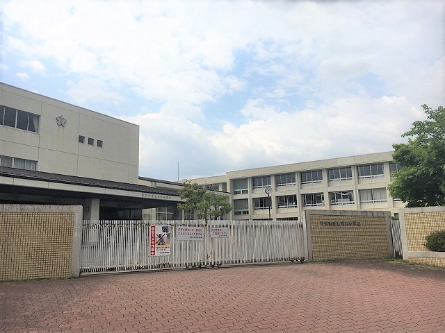 中学校　東可児中学校（中学校）まで1698m