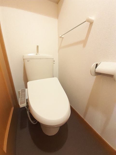【プリート・カーサＢのトイレ】