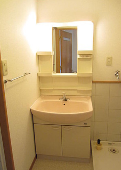 洗面設備　広い洗面スペース