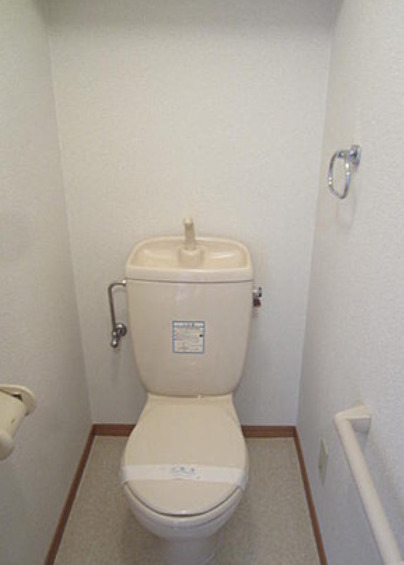 トイレ　ゆったりとした空間のトイレです