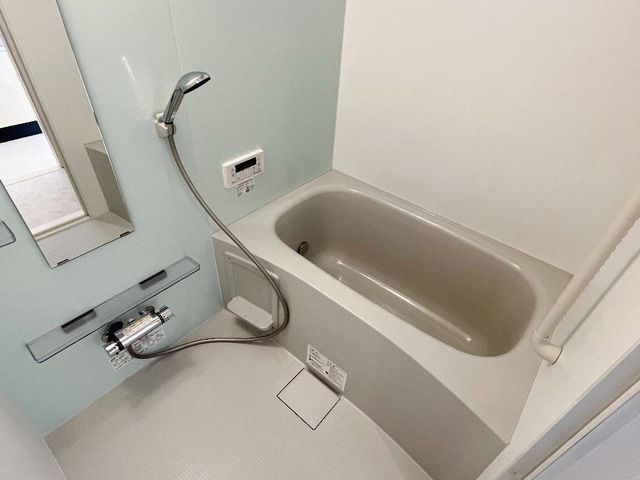 アベリア コンフェッティの風呂写真