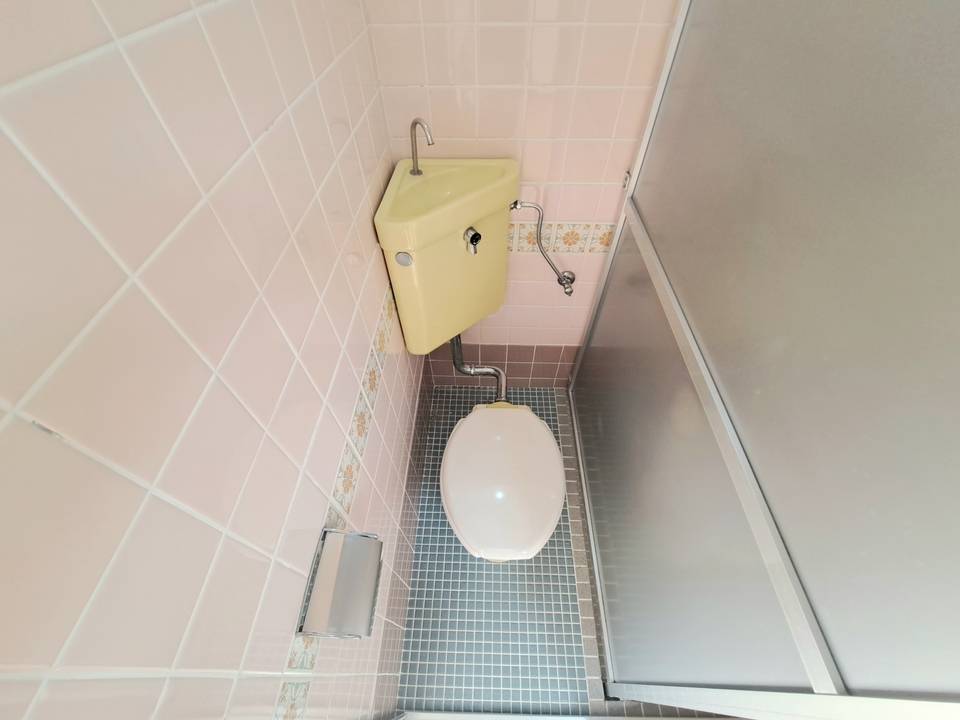 トイレ　トイレ