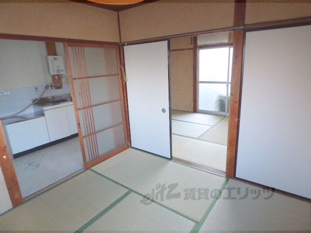 居室・リビング　和室