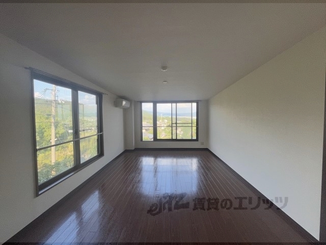 居室・リビング　洋室