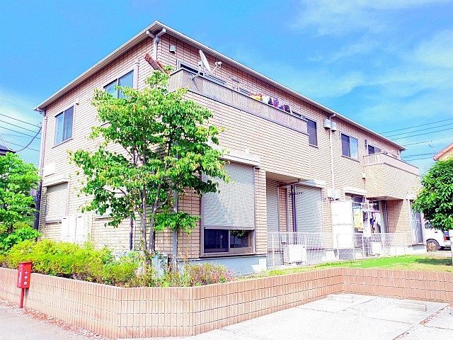 【小平市美園町のアパートの建物外観】