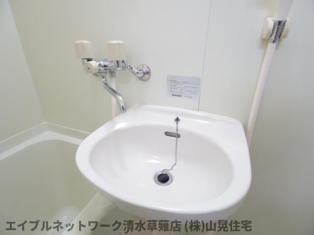 【静岡市清水区草薙のマンションの洗面設備】