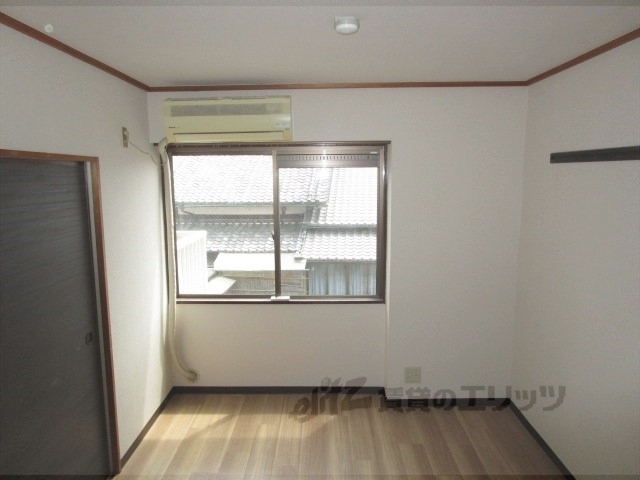 居室・リビング　居室