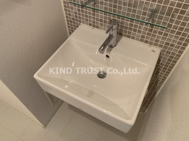 洗面設備　コンパクトで使いやすい洗面所