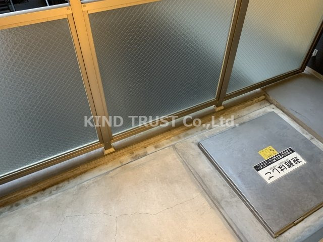 バルコニー　バルコニーがあります